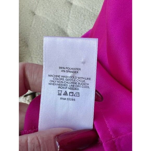 Express Bright Pink Satin Pleated Sleeveless Tank Size Medium NEW! - Picture 4 of 4